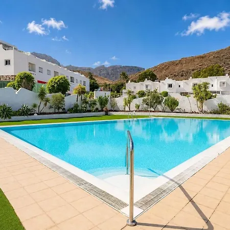 شقة Guestready - La Palmita With Pool